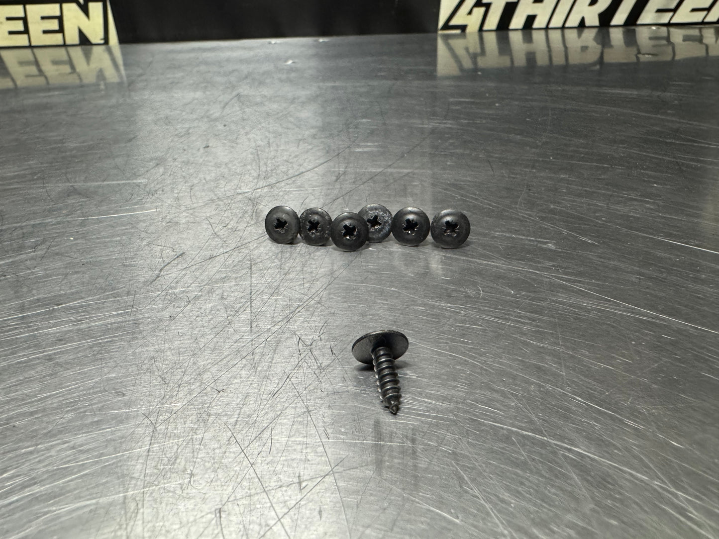 97-04 C5 CORVETTE WINDSHIELD WEATHER STRIPPING SCREWS OEM #N158