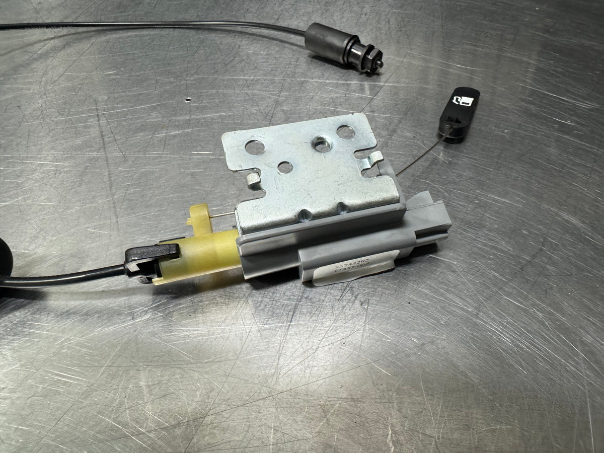 2005-2013 CORVETTE FUEL FILLER DOOR RELEASE SOLENOID LATCH NEW GM #X25