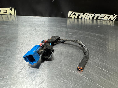 97-04 C5 CORVETTE LH DRIVER SIDE SEAT HARNESS PIGTAIL OEM #N151