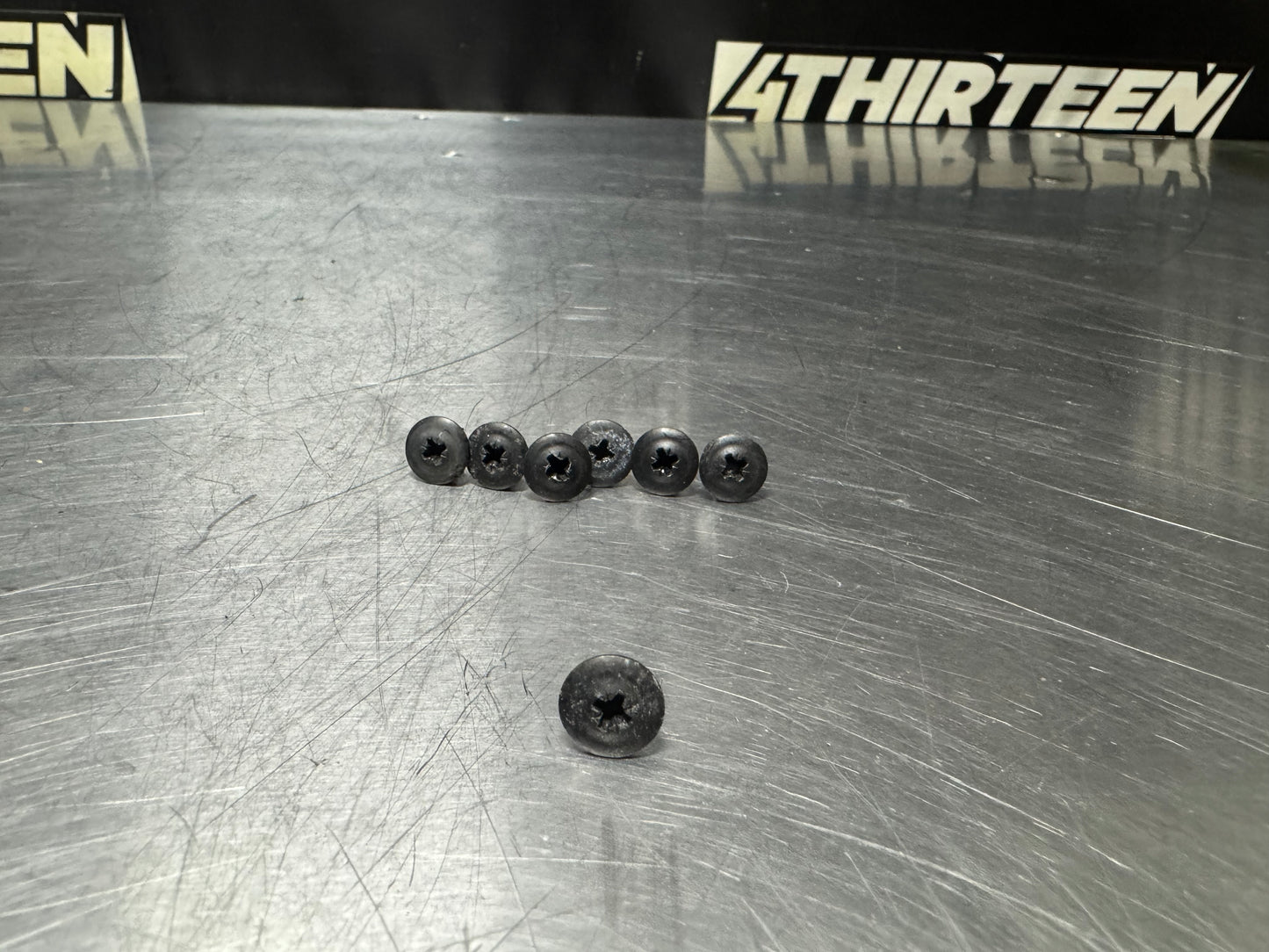 97-04 C5 CORVETTE WINDSHIELD WEATHER STRIPPING SCREWS OEM #N158