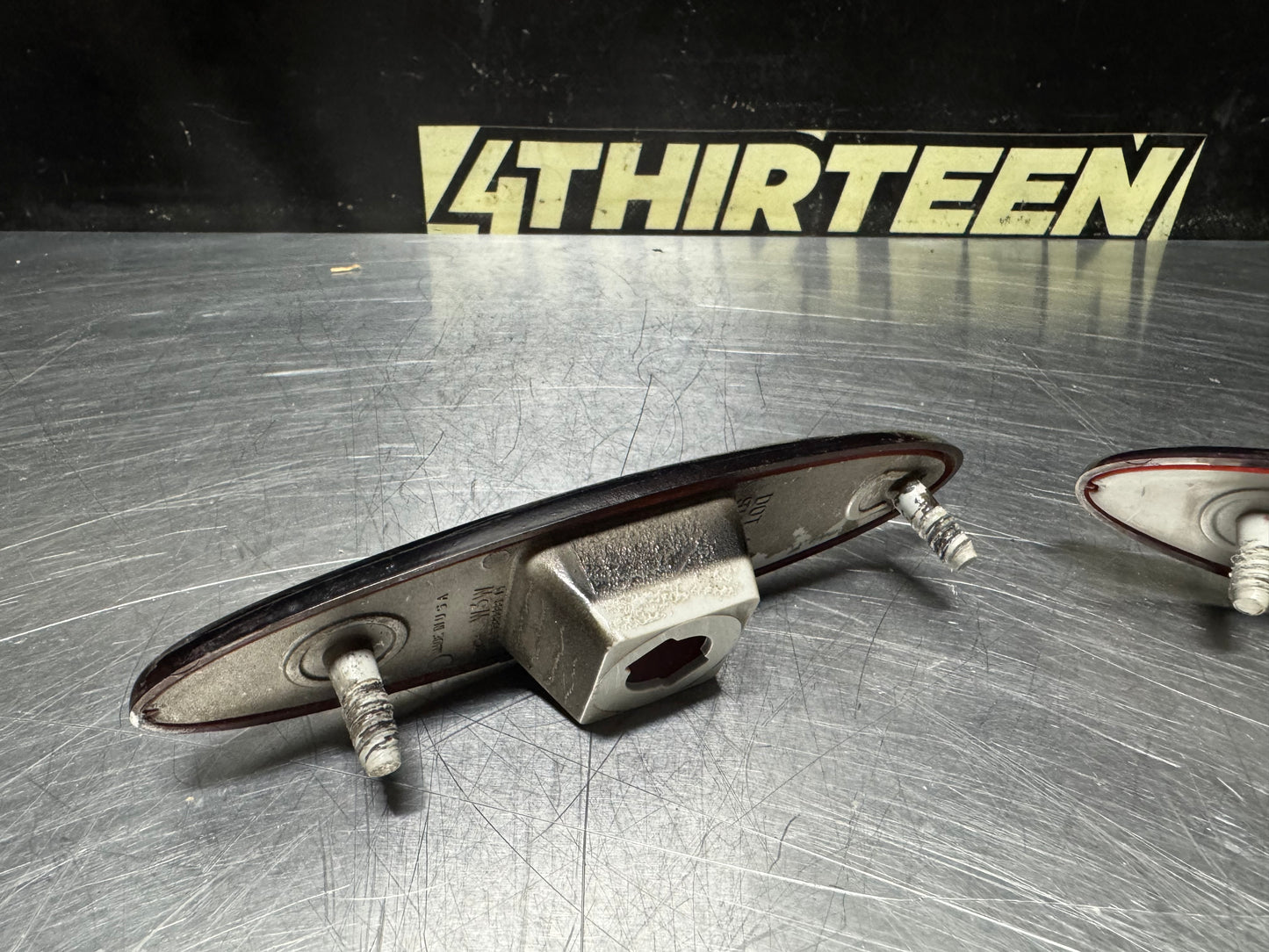 1997-2004 C5 CORVETTE OEM REAR MARKER LIGHT SET 16523536 #N660