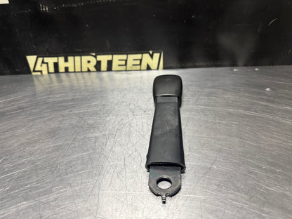 1997-2004 CORVETTE C5 RH PASSENGER SEAT BELT BUCKLE RECEIVER BLCK OEM #N499