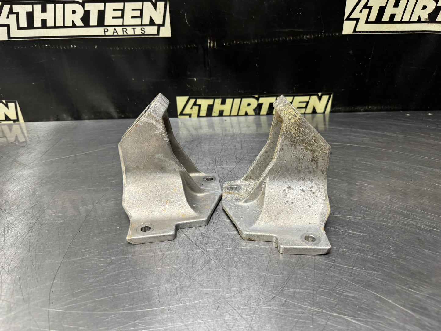 1997 - 2004 CORVETTE C5 OEM MOTOR MOUNT PEDESTALS 10260642 10260643 #N823