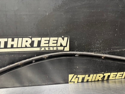 99-00 C5 CORVETTE FRC RH PASSENGER WINDOW SEAL RETAINER OEM #N975