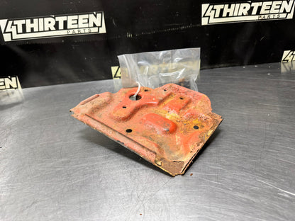 04-06 PONTIAC GTO BATTERY TRAY OEM #N712
