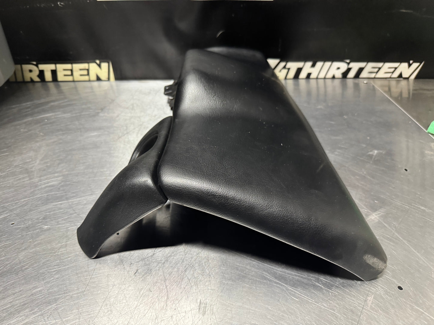 1997 - 2004 CORVETTE C5 OEM KNEE BOLSTER 10281976 OEM #N94