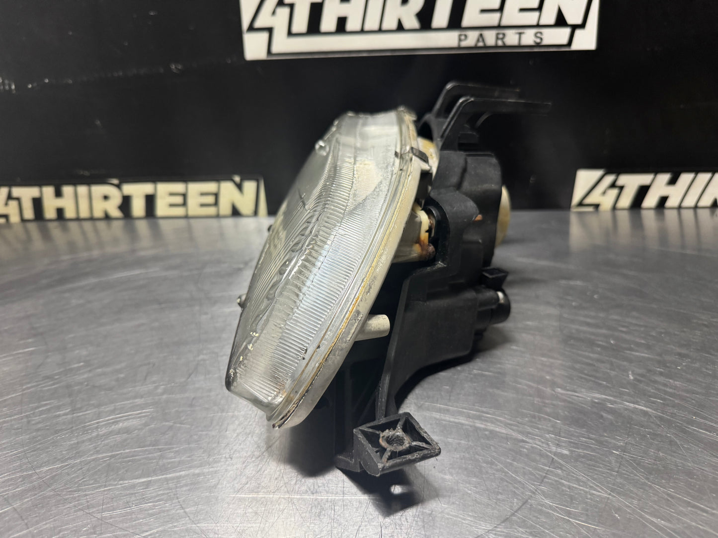 92-95 HONDA CIVIC COUPE/HATCHBACK RH PASSENGER STANLEY GLASS HEADLIGHT OEM #N211