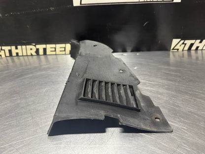 1997-2004 C5 CORVETTE RH PASSENGER SPLASH SHIELD 10333648 USED OEM #N264