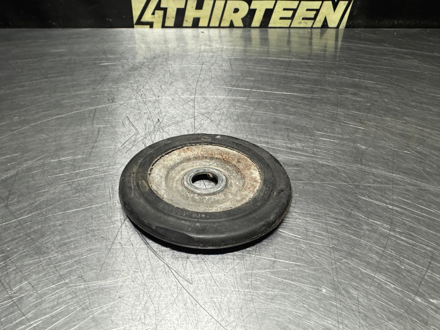 04-06 PONTIAC GTO FRONT STRUT RETAINER 92083691 OEM #N612