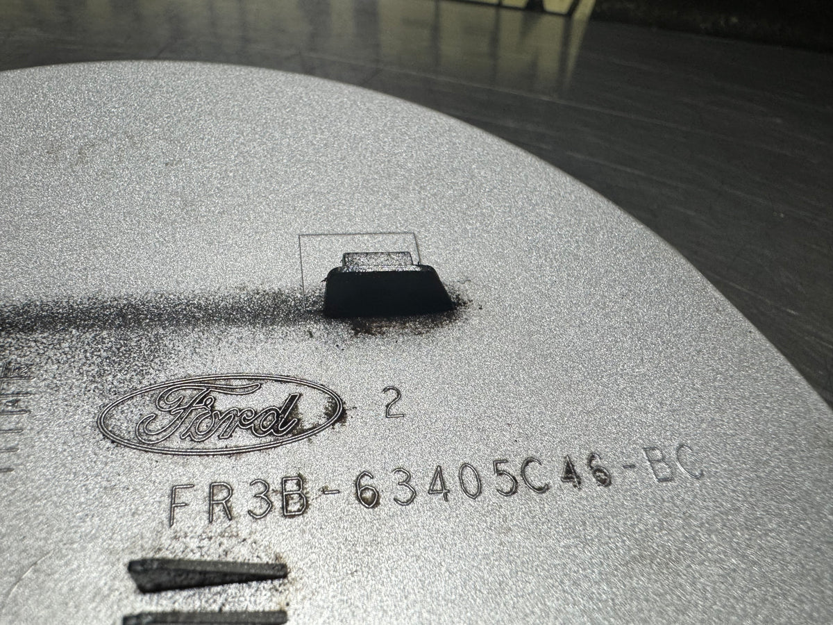 15-17 FORD MUSTANG GT FUEL DOOR GAS LID TANK COVER SILVER OEM #V28