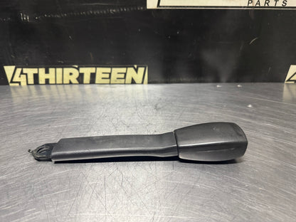 1997-2004 CORVETTE C5 RH PASSENGER SEAT BELT BUCKLE RECEIVER BLCK OEM #N499