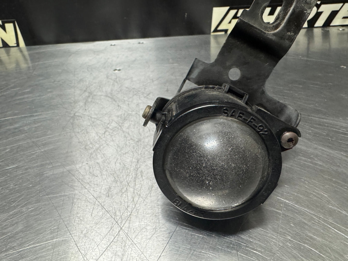 1997-2004 CORVETTE C5 OEM LH FOG LIGHT 10281935 #N180