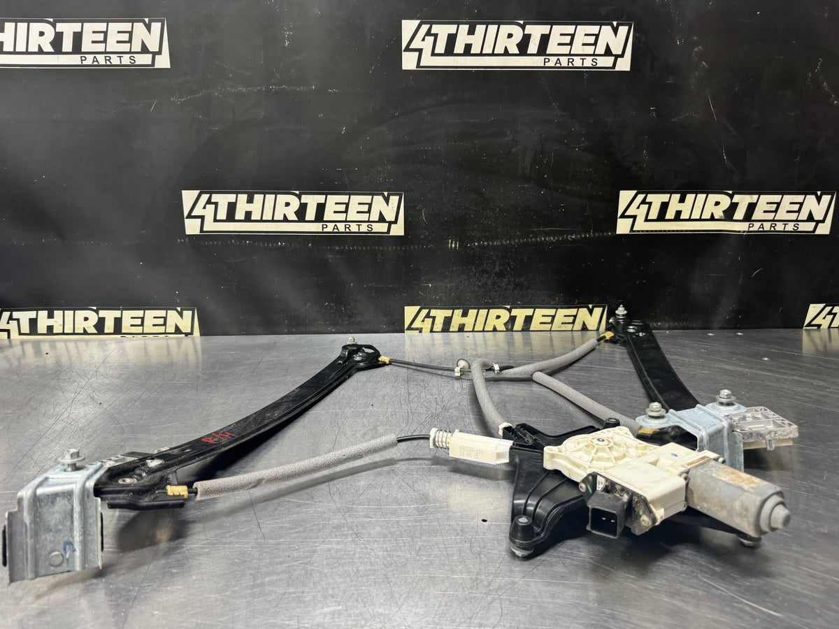 2015 FORD MUSTANG RH PASSENGER SIDE WINDOW MOTOR REGULATOR ASSEMBLY OEM #V53