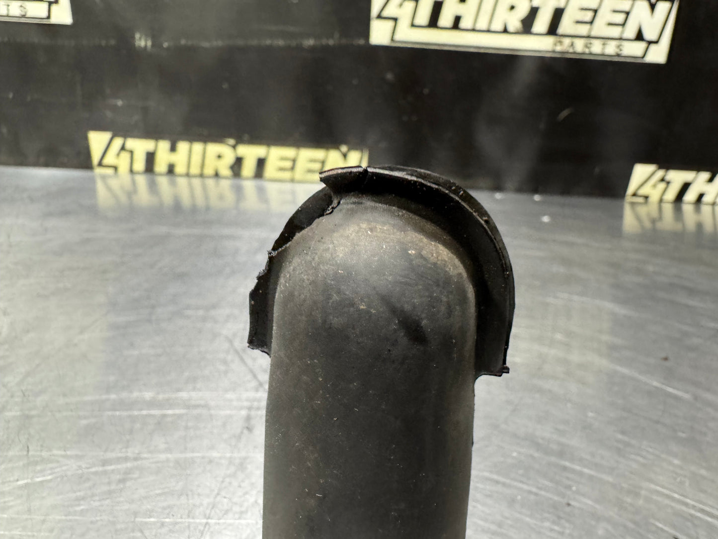 97-04 C5 CORVETTE COWL DRAIN TUBE RUBBER SEAL OEM #N850