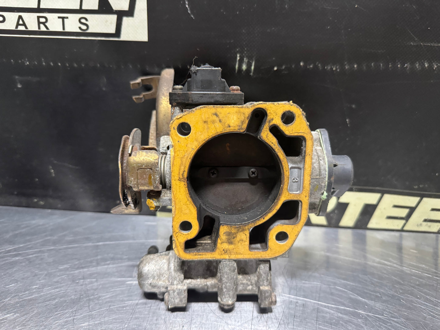 1997-1998 HONDA CR-V B20B AUTOMATIC THROTTLE BODY ASSEMBLY OEM #N672
