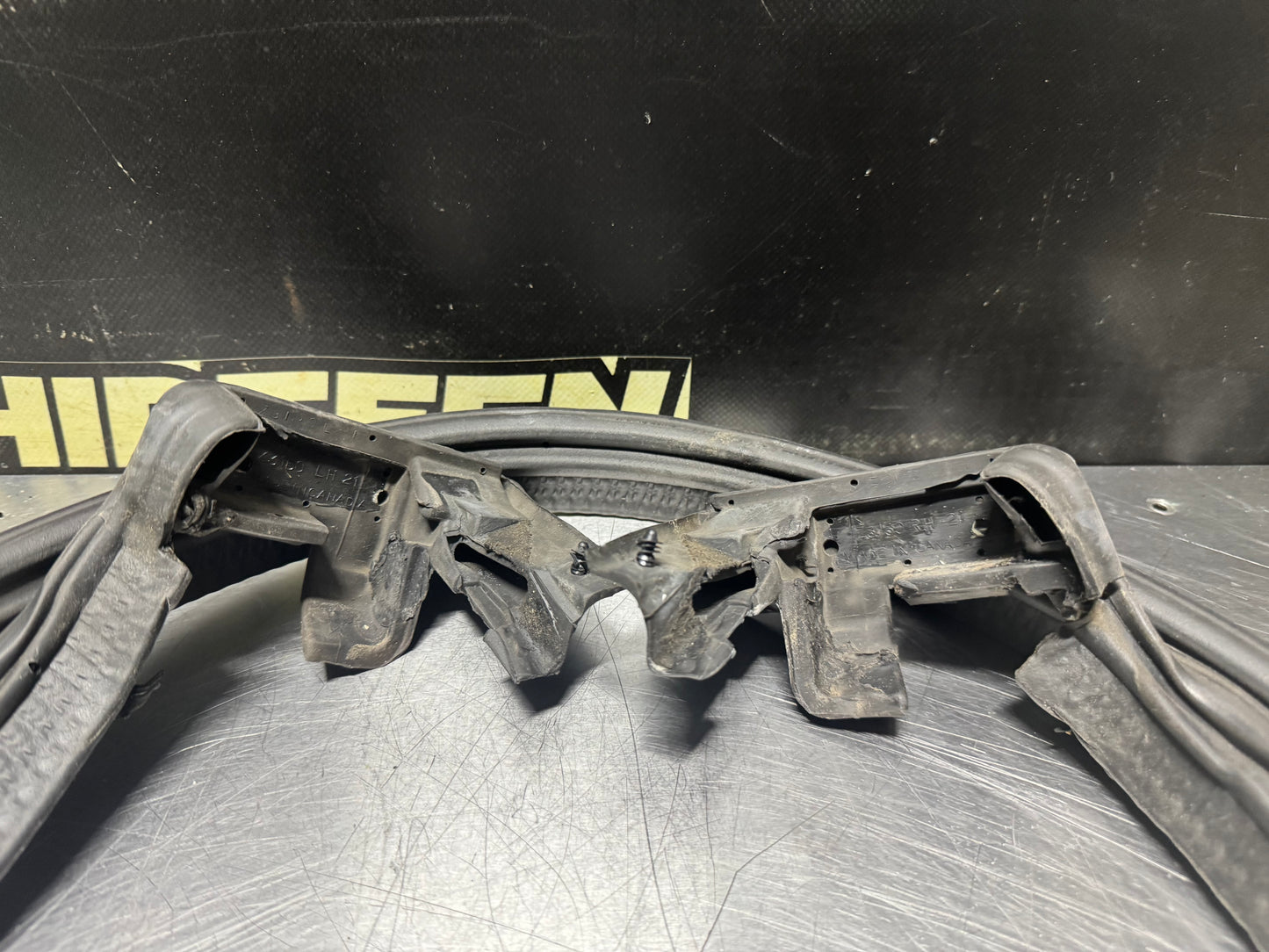 1997-2004 CORVETTE C5 CONVERTIBLE TOP TRUNK SEAL OEM #N514