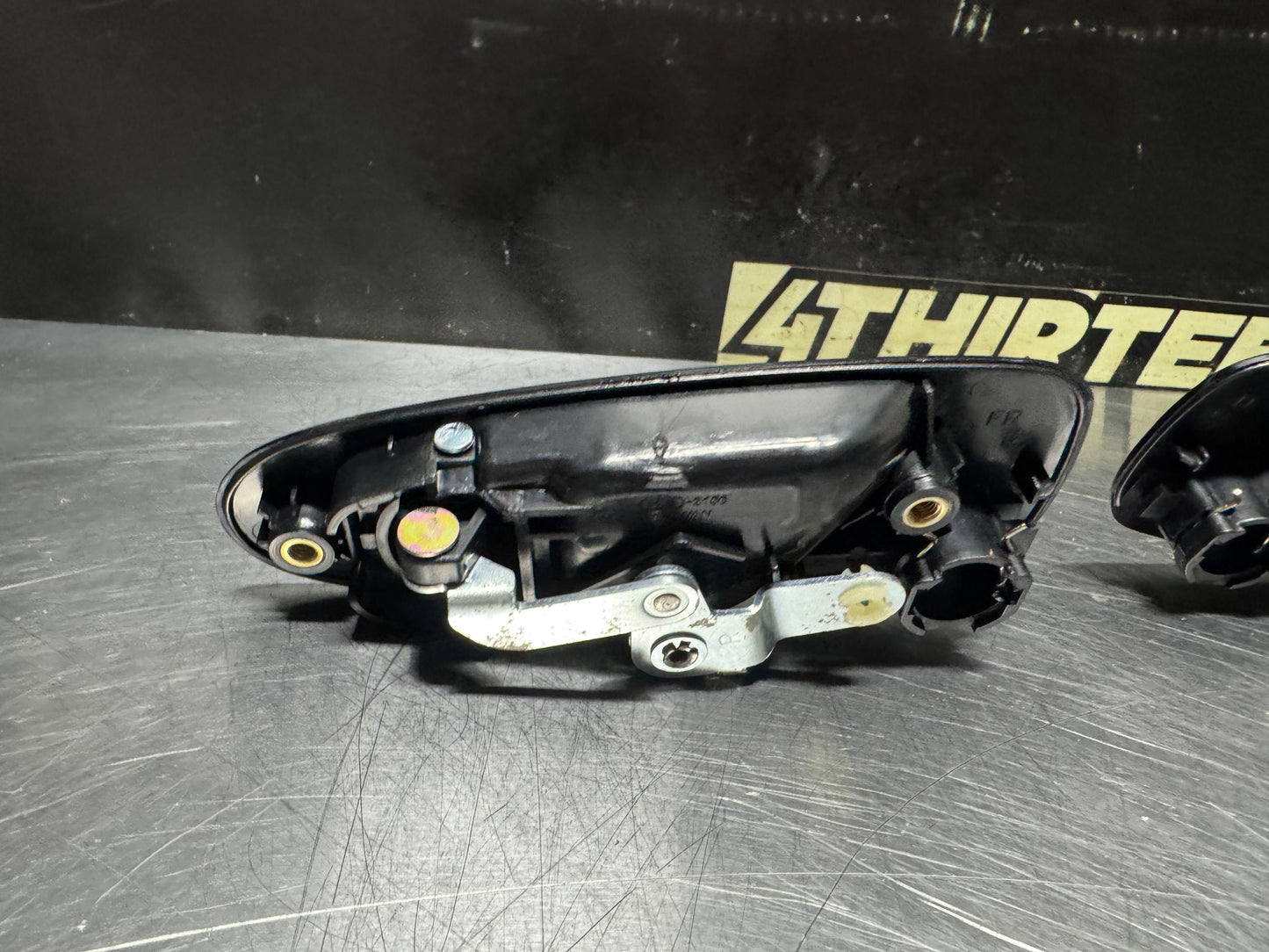 92-95 HONDA CIVIC COUPE/HATCHBACK EXTERIOR DOOR HANDLES #N669