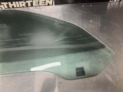 97-04 C5 CORVETTE RIGHT RH PASSENGER DOOR WINDOW #L374