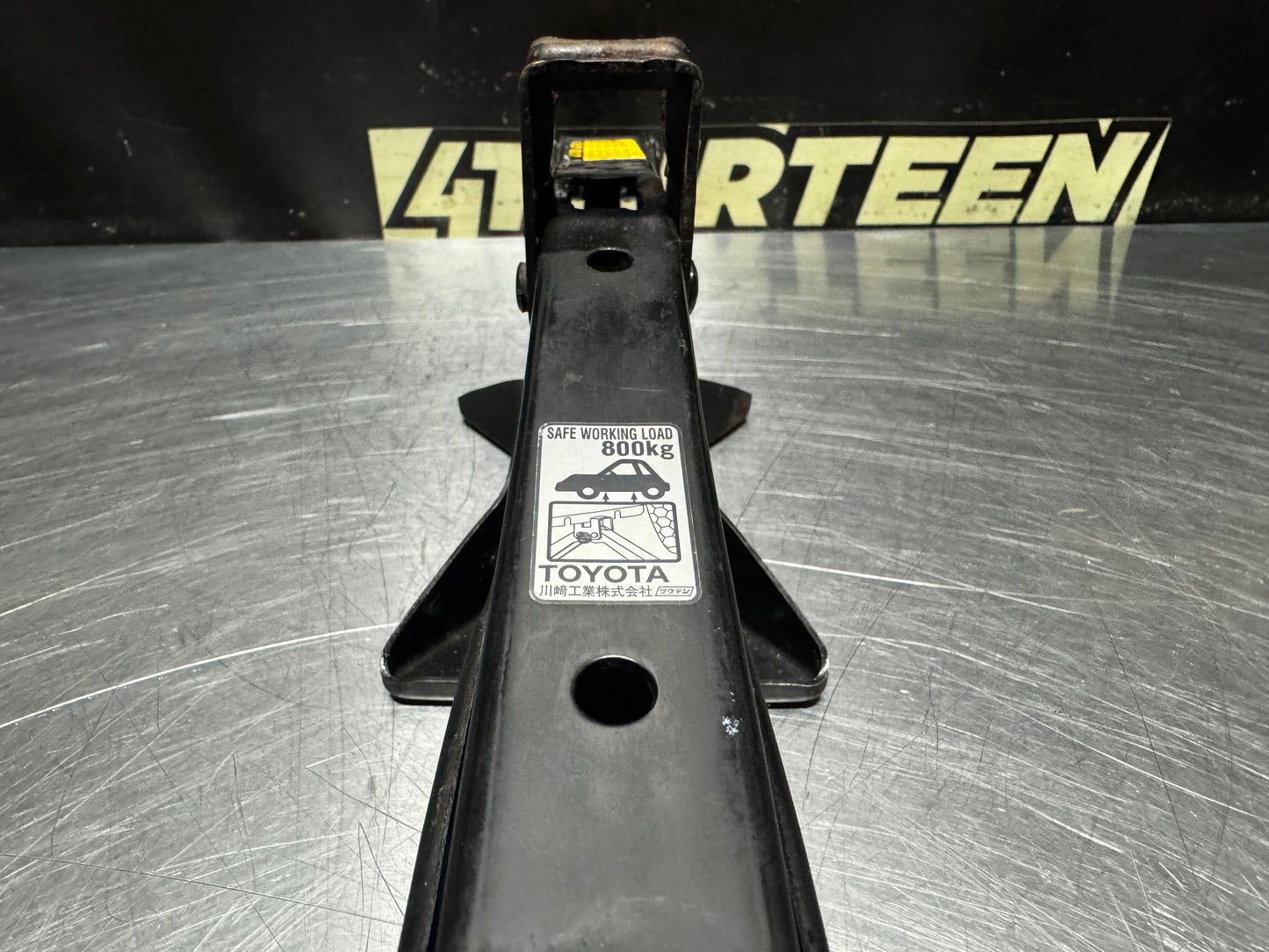 04-09 TOYOTA PRIUS SPARE TIRE EMERGENCY SCISSOR JACK 800KG OEM #N673