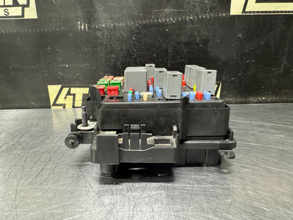 03-05 CHEVY SILVERADO GMC SIERRA 2500 ENGINE BAY FUSE BOX 15115615-02 OEM #N971
