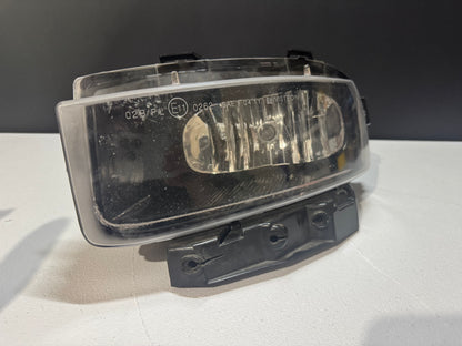 05-14 C6 CORVETTE LH DRIVER SIDE FOG LIGHT 25942593 USED OEM #K2