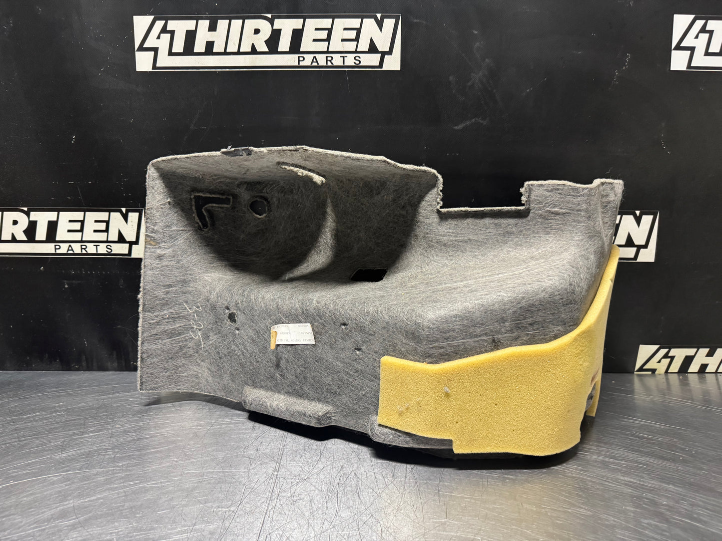97-04 C5 CORVETTE RH PASSENGER REAR TRUNK CARGO CARPET 10275954 OEM #N472