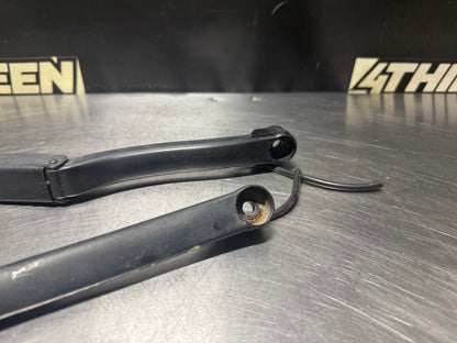97-04 C5 CORVETTE WIPER ARM SET OEM #N353