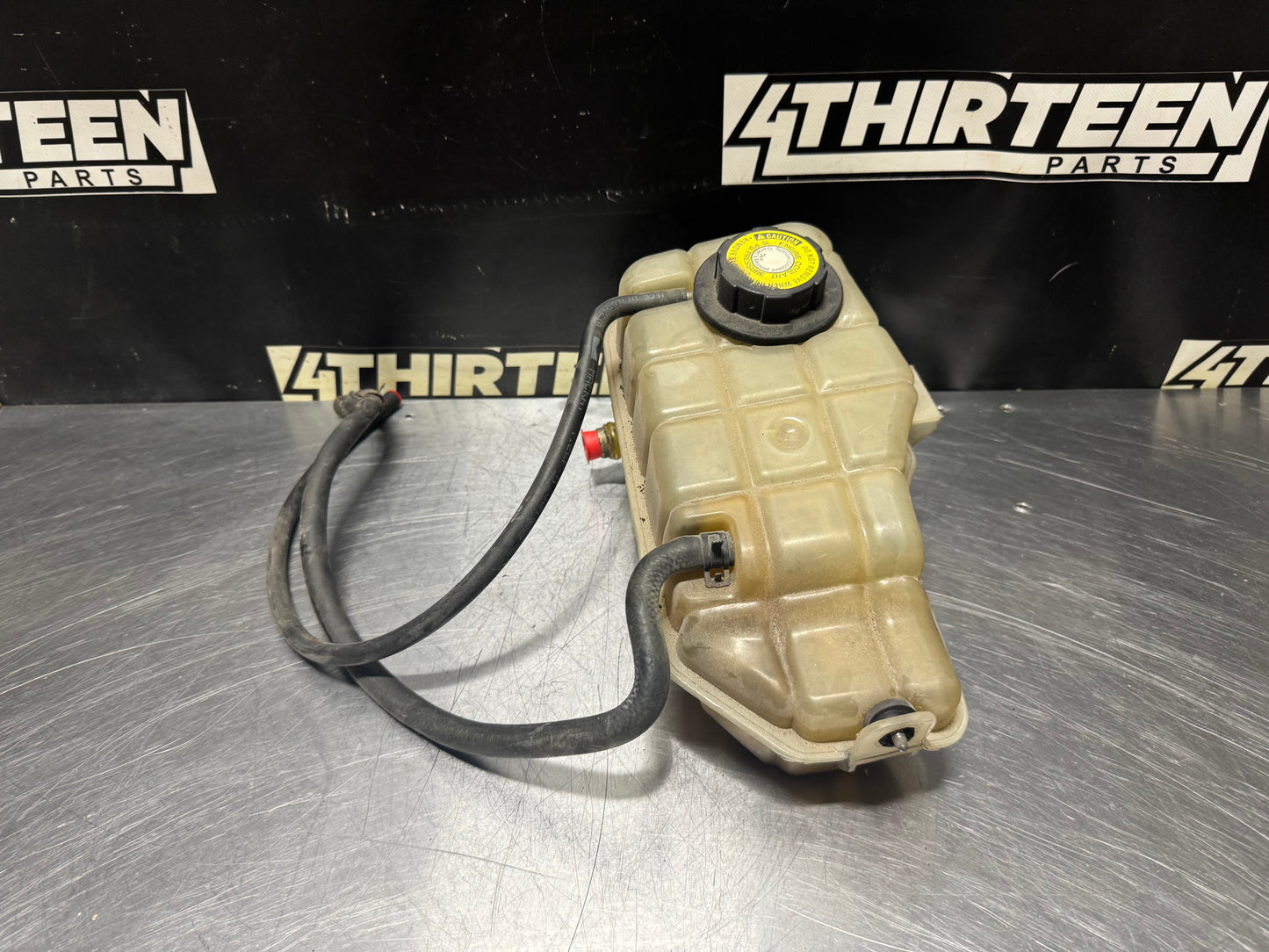 2004 PONTIAC GTO OEM COOLANT TANK RESERVOIR 92055632 OEM #N267