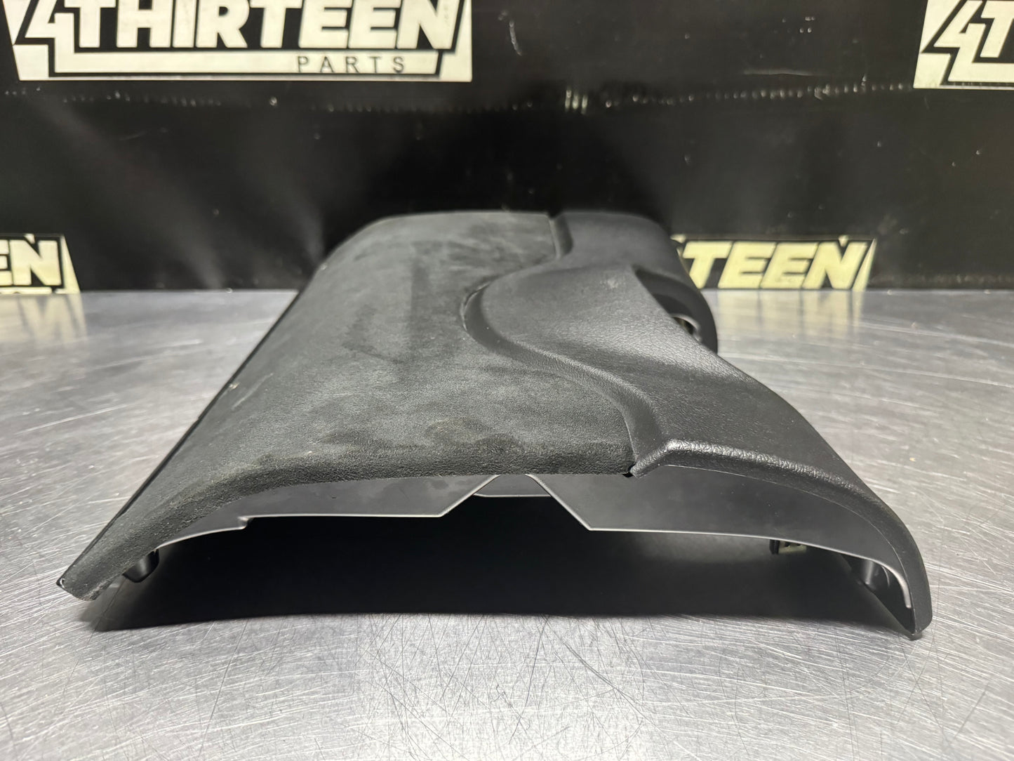 04 - 06 PONTIAC GTO KNEE BOLSTER BLCK OEM 92123170 #N687