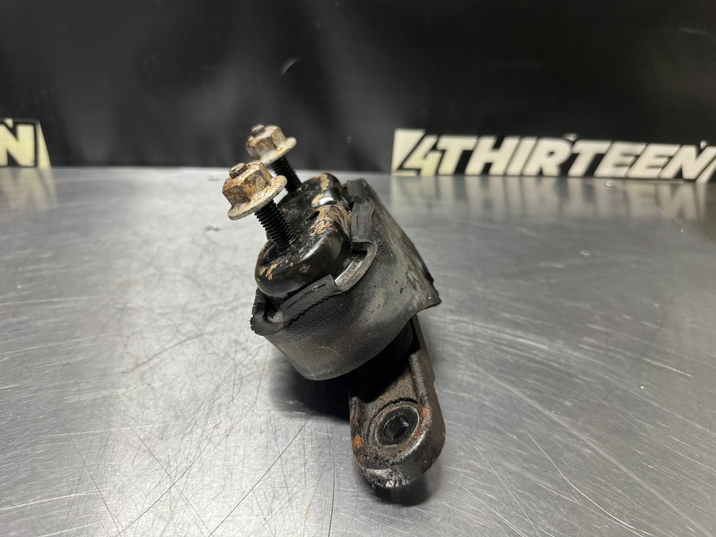 97-04 C5 CORVETTE DIFFERENTIAL MOUNT OEM #N202