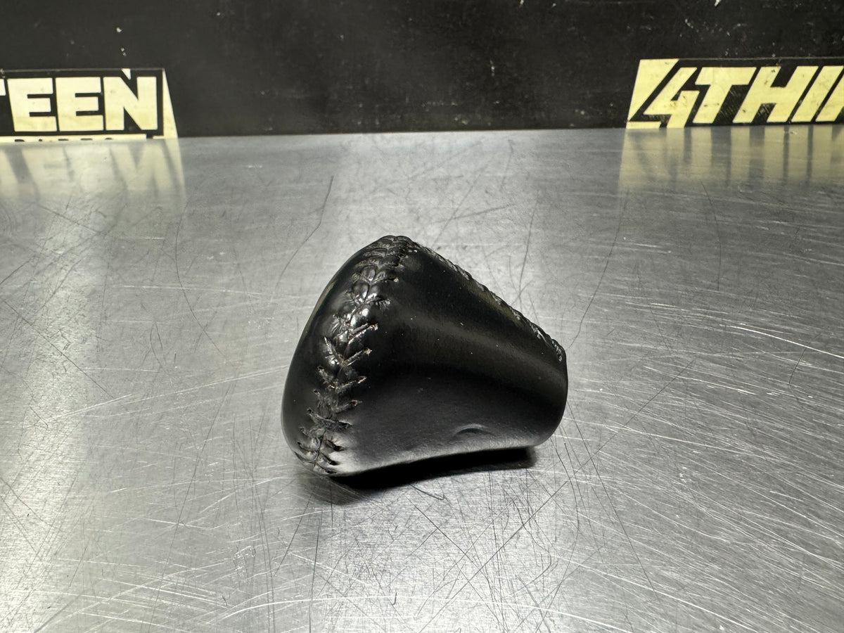 97-04 C5 CORVETTE 6 SPEED MANUAL SHIFT KNOB OEM #N985