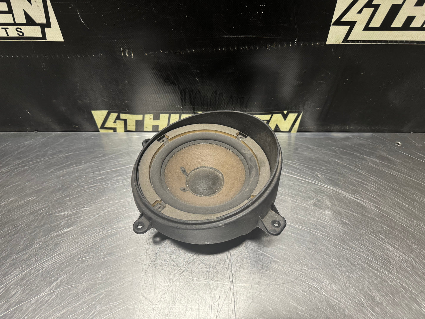 04-06 PONTIAC GTO REAR DECK SPEAKER 92100881 OEM #N570
