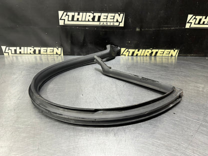 01-04 C5 Z06 FRC CORVETTE LH DRIVER  DOOR SEAL OEM #N848