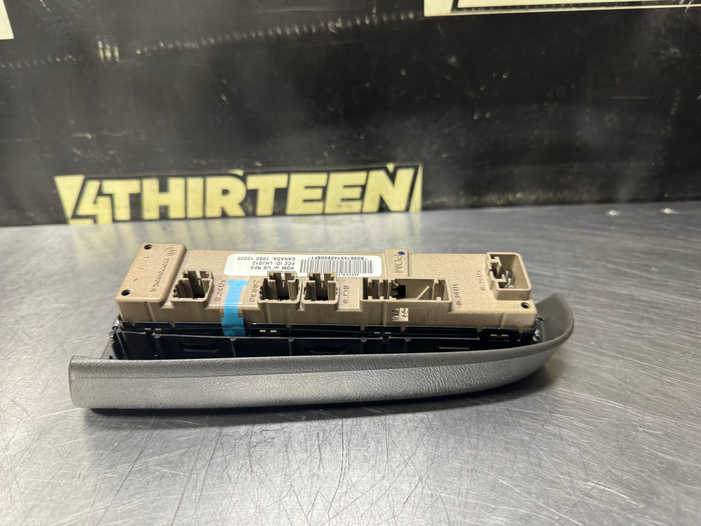 03-07 CHEVY SILVERADO 1500 RH PASSENGER WINDOW SWITCH 15109674 OEM #N899