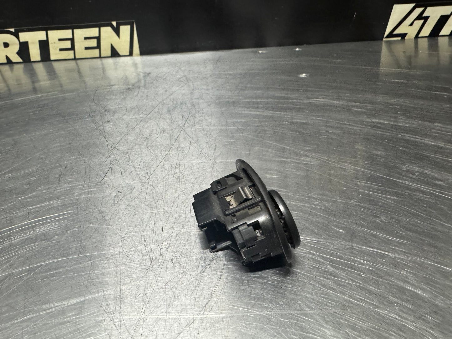 04-06 PONTIAC GTO MIRROR CONTROL SWITCH OEM #N273