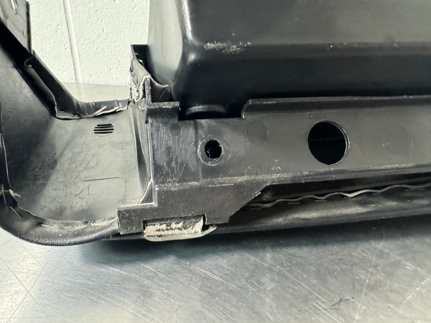 1997-2004 C5 CORVETTE OEM GLOVE BOX BLACK #L446