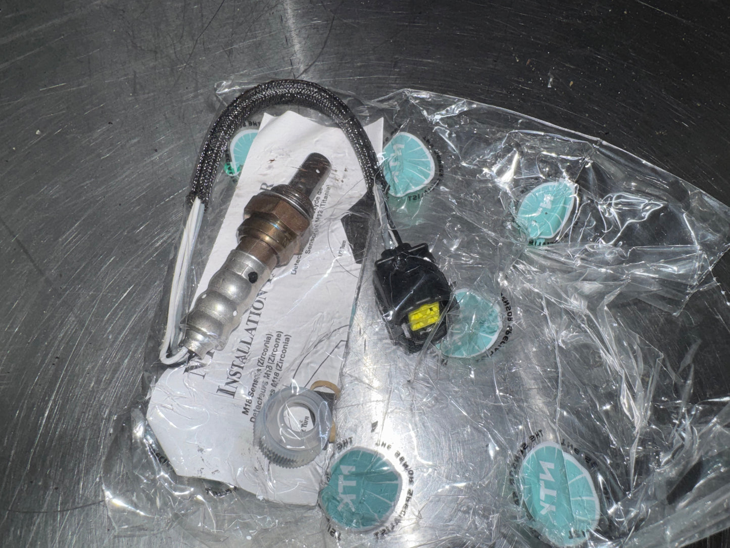 01-06 CHRYSLER NTK/NGK OE IDENTICAL OXYGEN SENSOR #N825
