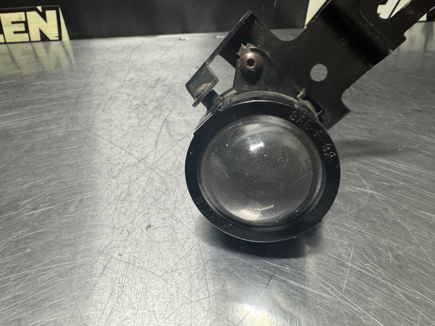 1997-2004 CORVETTE C5 OEM RH FOG LIGHT 10281936 #N120