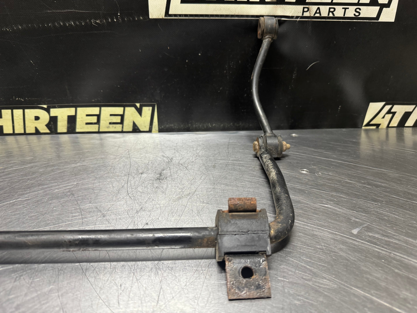04-06 PONTIAC GTO REAR STABILIZER SWAY BAR W/ END LINKS 92048231 OEM #N539