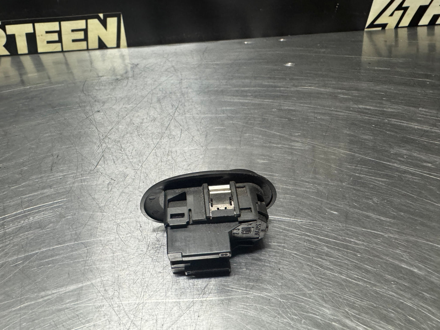 04-06 PONTIAC GTO MIRROR CONTROL SWITCH OEM #N273