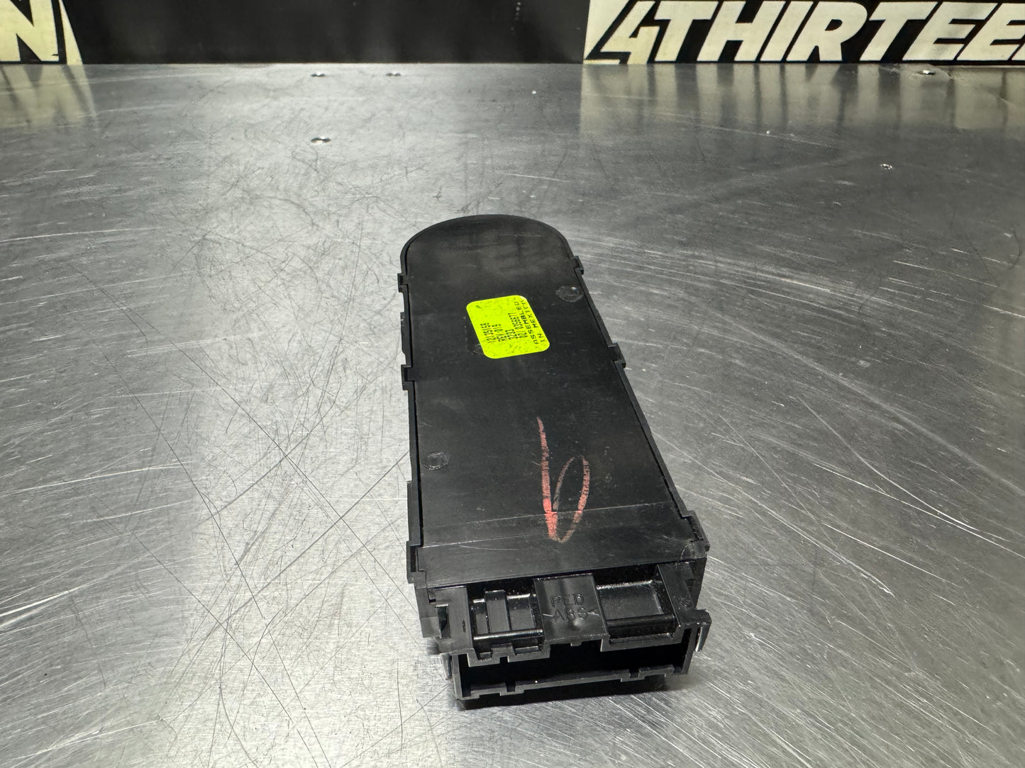 97-04 CORVETTE C5 SEAT CONTROL SWITCH LEFT OR RIGHT OEM #N164