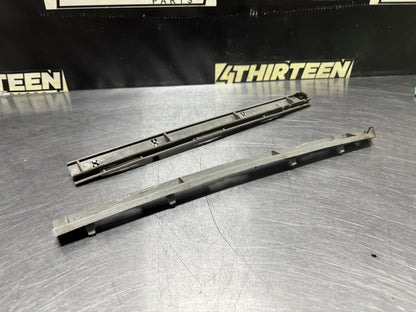 04-06 PONTIAC GTO LH RH SIDE UPPER REAR BUMPER BRACKET GUIDES OEM #N681