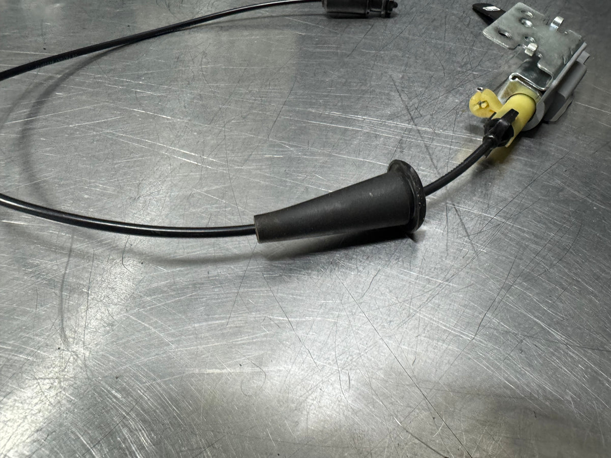 2005-2013 CORVETTE FUEL FILLER DOOR RELEASE SOLENOID LATCH NEW GM #X25