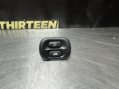 97-04 C5 CORVETTE FOG LIGHT TRUNK RELEASE BUTTON SWITCH 12135155 USED OEM #N775