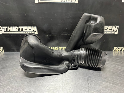 03-06 CHEVY SILVERADO GMC SIERRA AIR INTAKE DUCT TUBE 15679060 OEM #N442