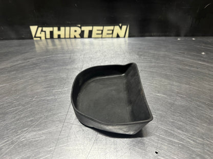 04-06 PONTIAC GTO CENTER CONSOLE RUBBER TRAY LINER #N411
