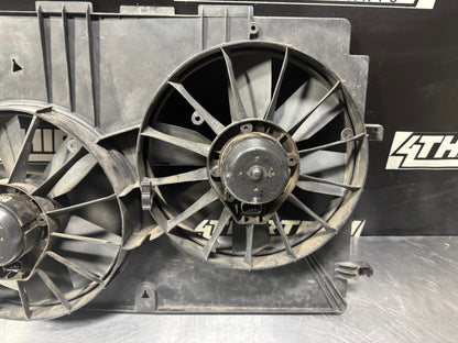 97-04 C5 CORVETTE DUAL RADIATOR FAN W/ SHROUD OEM #L490