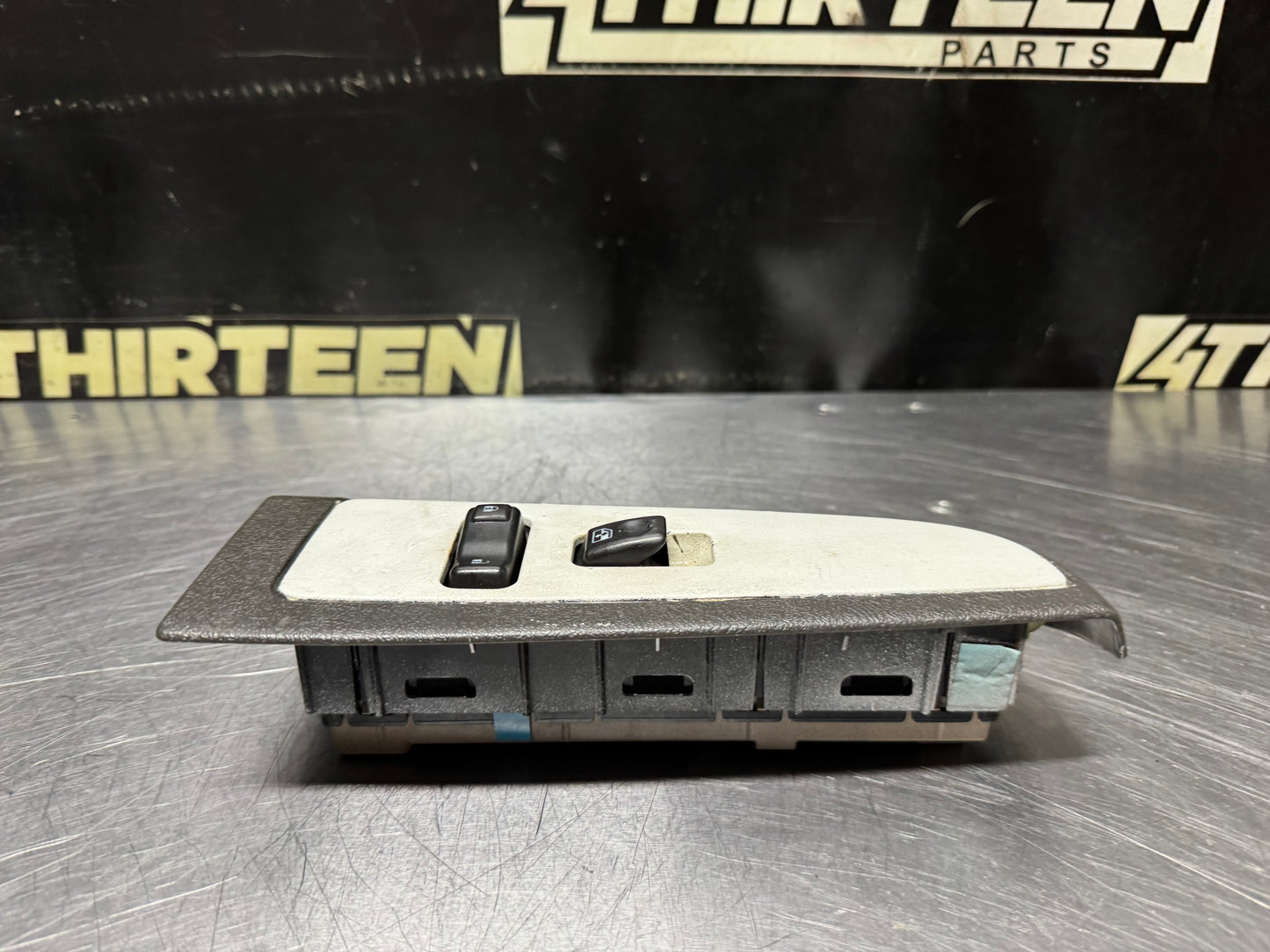 03-07 CHEVY SILVERADO 1500 RH PASSENGER WINDOW SWITCH 10398574 OEM #N758