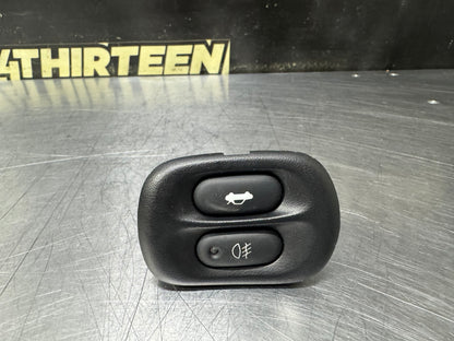 97-04 C5 CORVETTE FOG LIGHT TRUNK RELEASE BUTTON SWITCH 12135155 USED OEM #N916