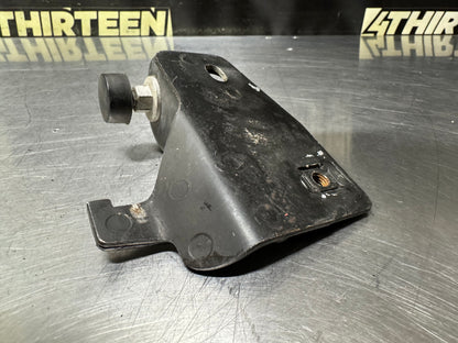 97-04 CORVETTE C5 HOOD BUMP STOP BRCKET RIGHT USED #N870